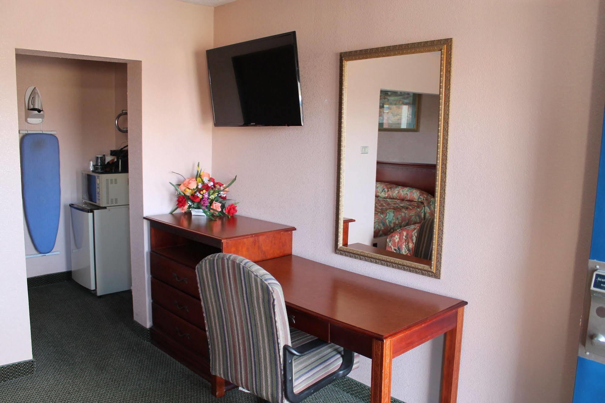 American Motor Inn - ロックアイランド エクステリア 写真