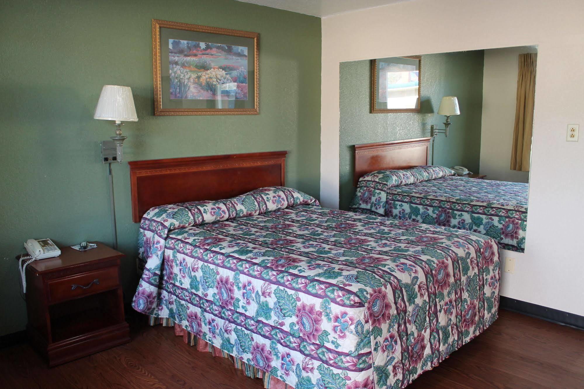 American Motor Inn - ロックアイランド エクステリア 写真