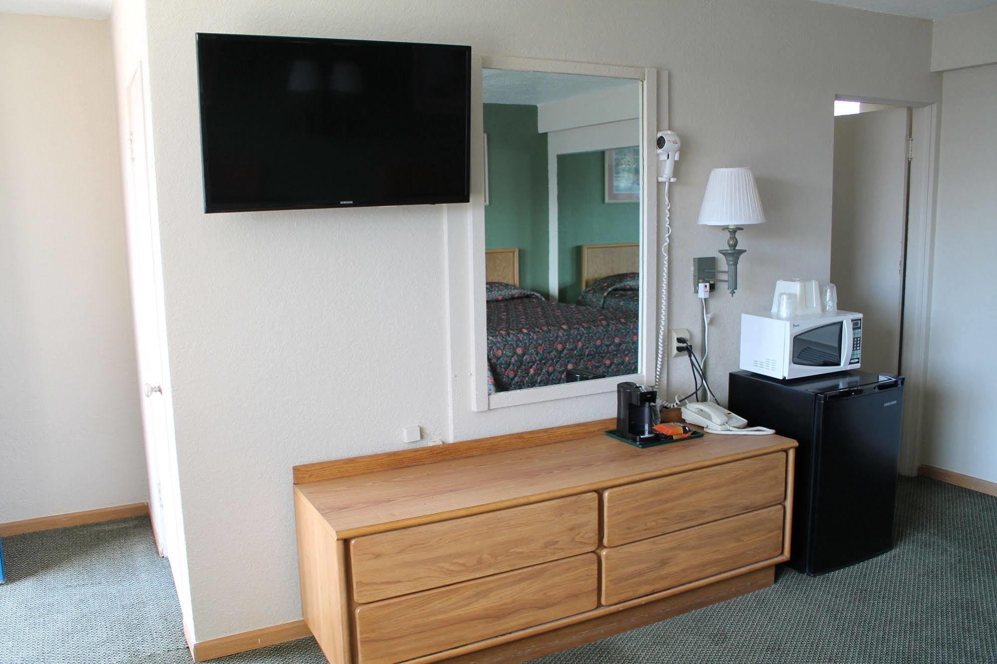 American Motor Inn - ロックアイランド エクステリア 写真